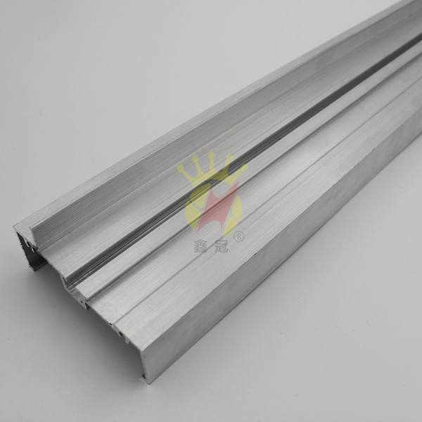 �T���X�Ͳ�